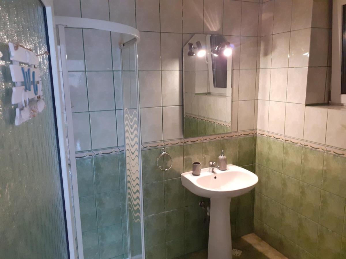 Casa Lui Marc Villa Orşova Buitenkant foto
