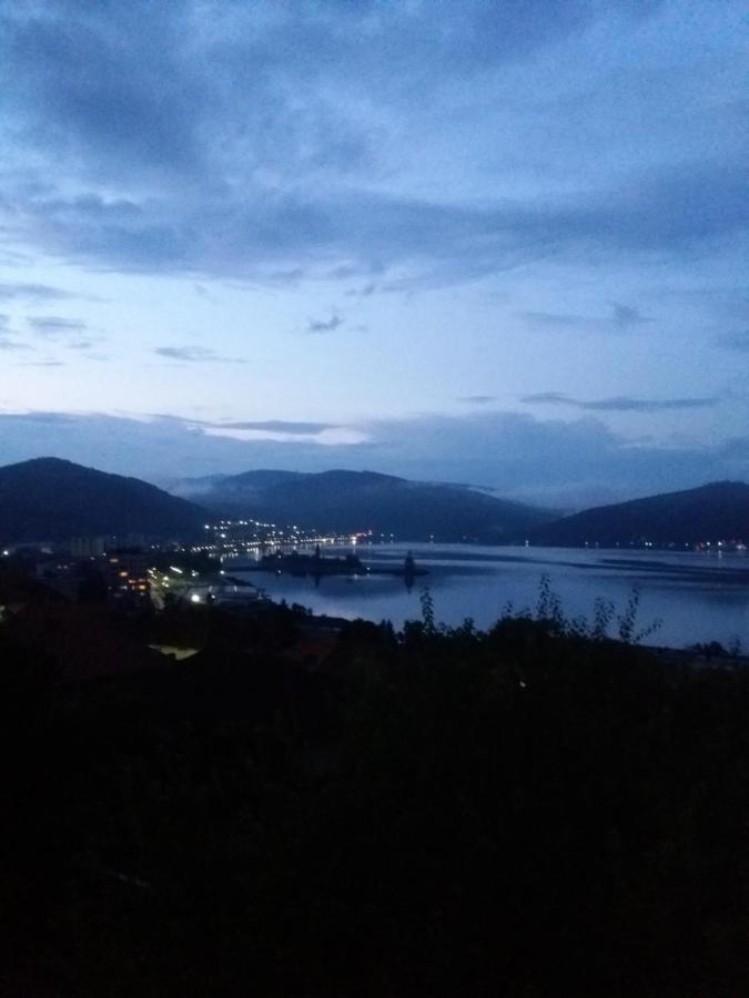 Casa Lui Marc Villa Orşova Buitenkant foto