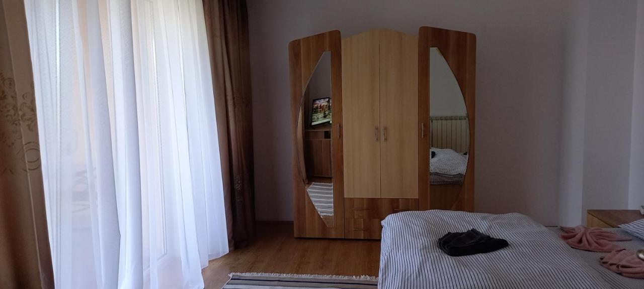 Casa Lui Marc Villa Orşova Buitenkant foto
