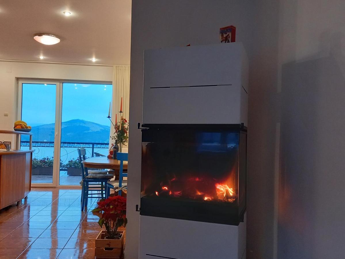 Casa Lui Marc Villa Orşova Buitenkant foto